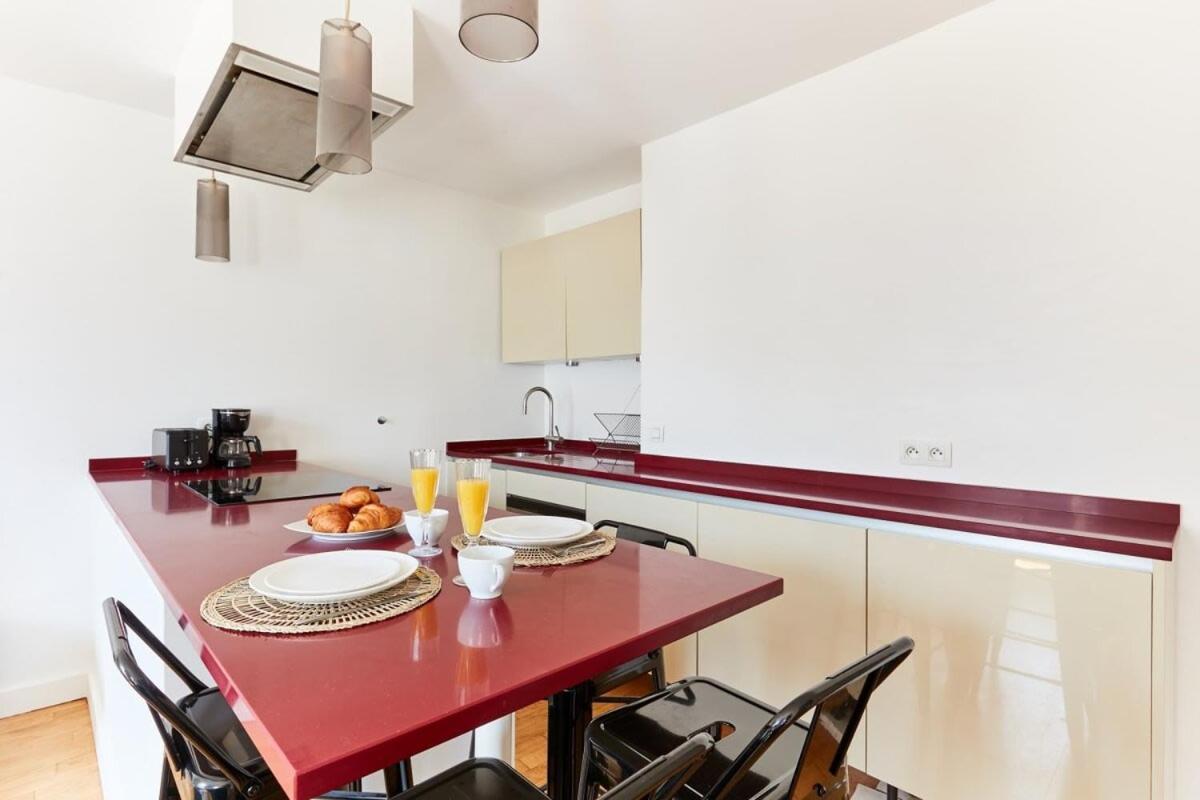 1Br With Balcony - Cityapartmentstay * Parijs